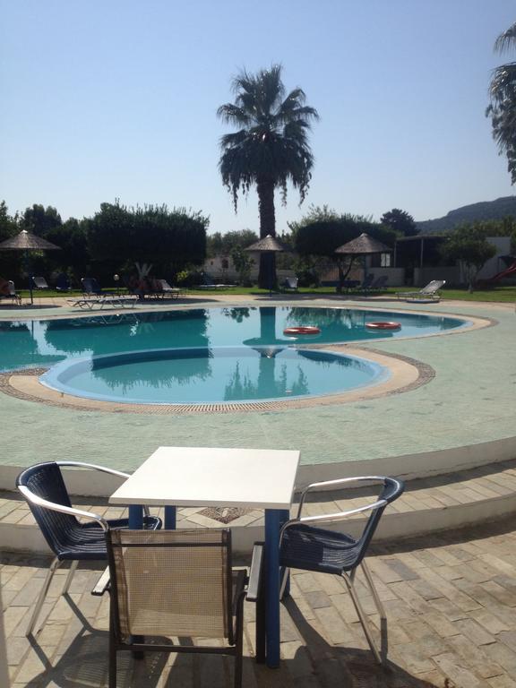 Hotel Manos